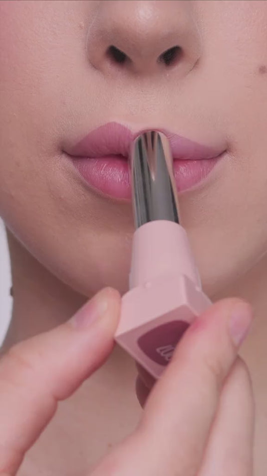 OEZOEZ Lip Gloss Is Waterproof for a Long Time