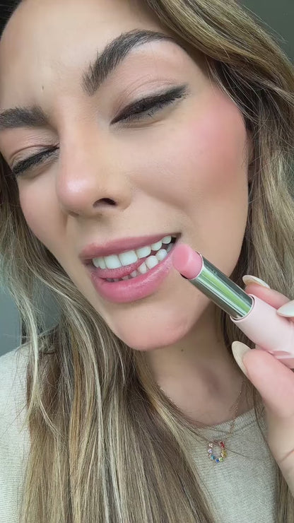 OEZOEZ  Sheer-Shine Lipstick: Lightweight + Glossy